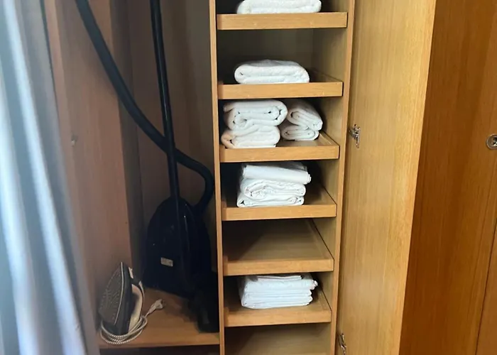 Hilton Area 1Br Executive Flat
